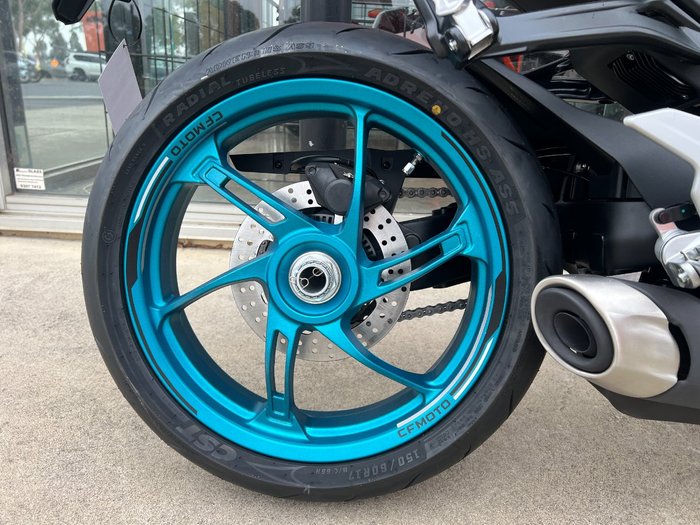 2026 CFMOTO 2026 CF MOTO 450CC 450 SR S Road NEBULA WHITE