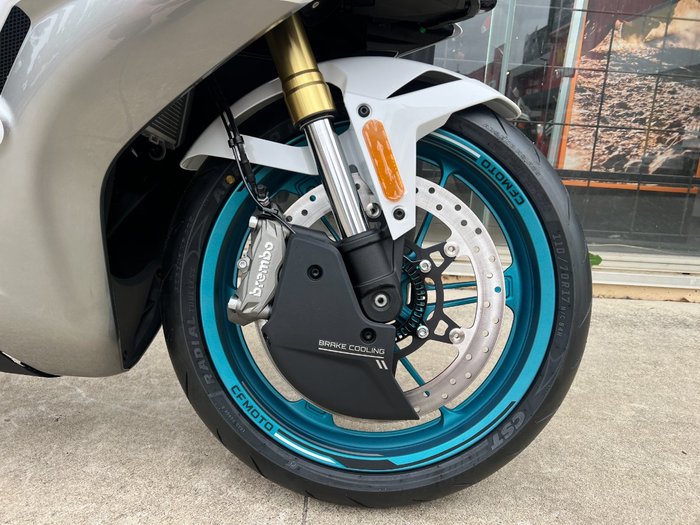 2026 CFMOTO 2026 CF MOTO 450CC 450 SR S Road NEBULA WHITE