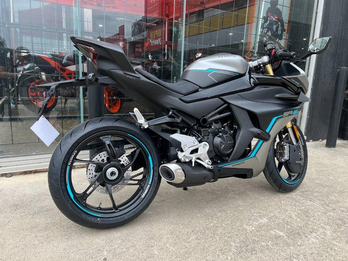 2026 CFMOTO 2026 CF MOTO 450CC 450 SR S Road Gem Black