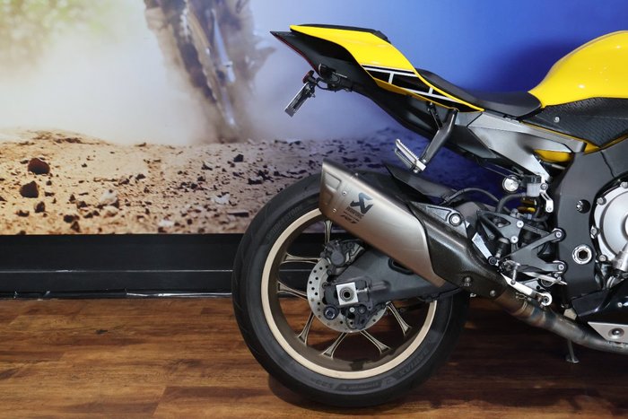 2016 Yamaha YZF-R1 Black