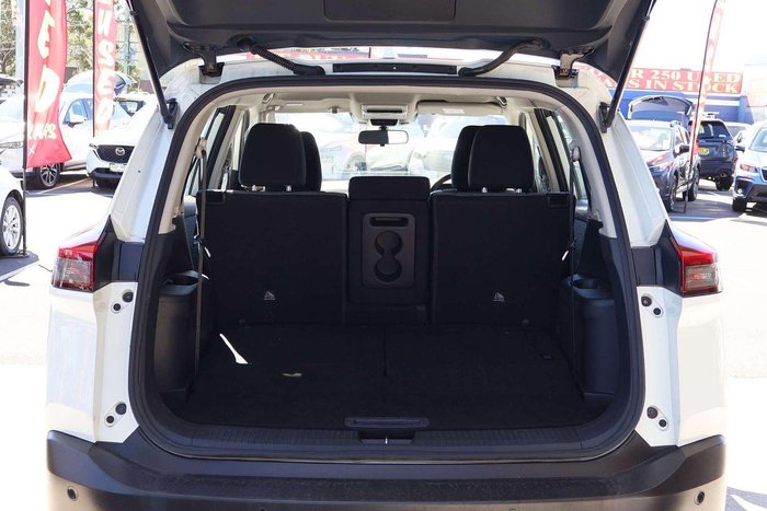 2024 Nissan X-TRAIL ST