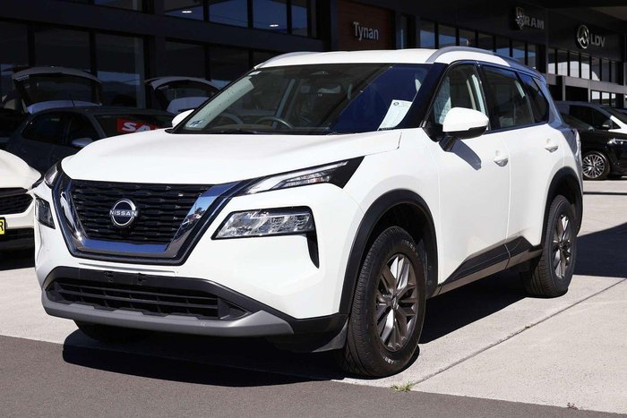 2024 Nissan X-TRAIL ST