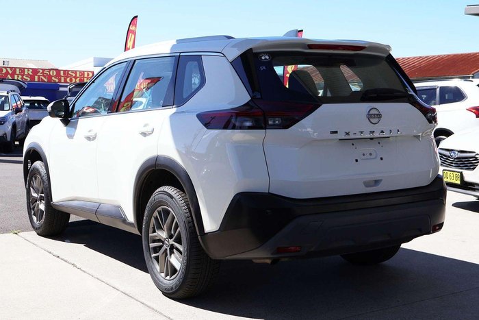 2024 Nissan X-TRAIL ST
