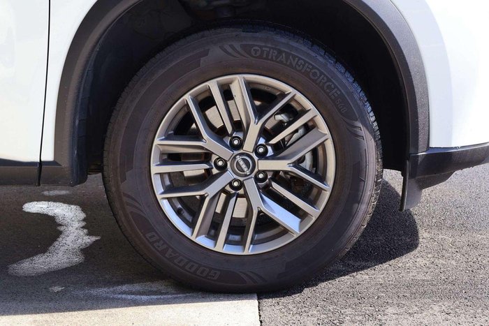 2024 Nissan X-TRAIL ST