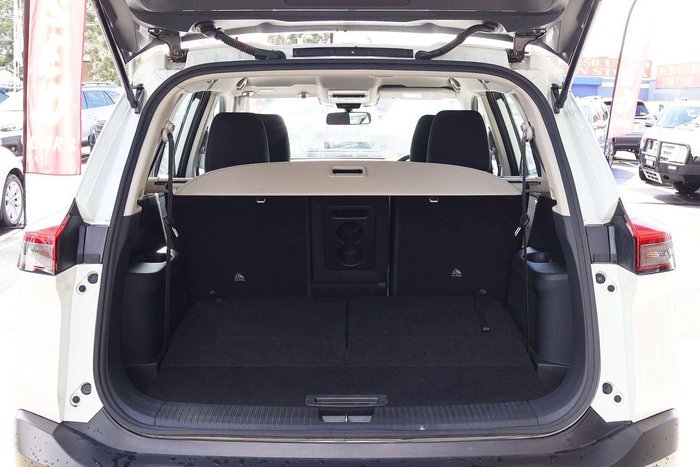 2024 Nissan X-TRAIL ST