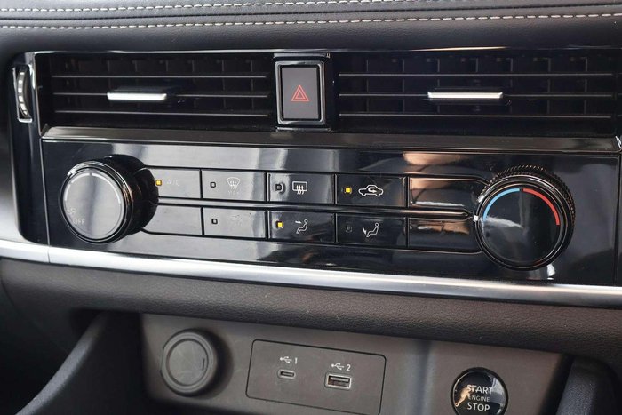 2024 Nissan X-TRAIL ST