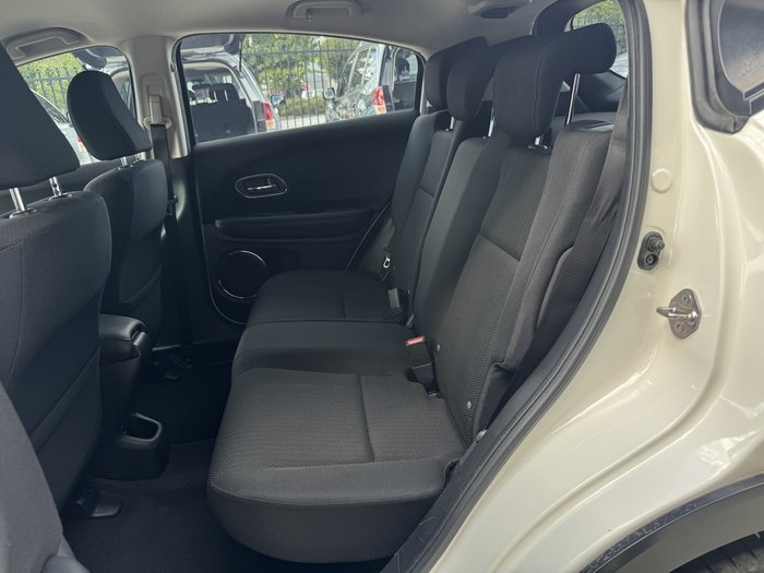 2016 Honda HR-V VTi-S