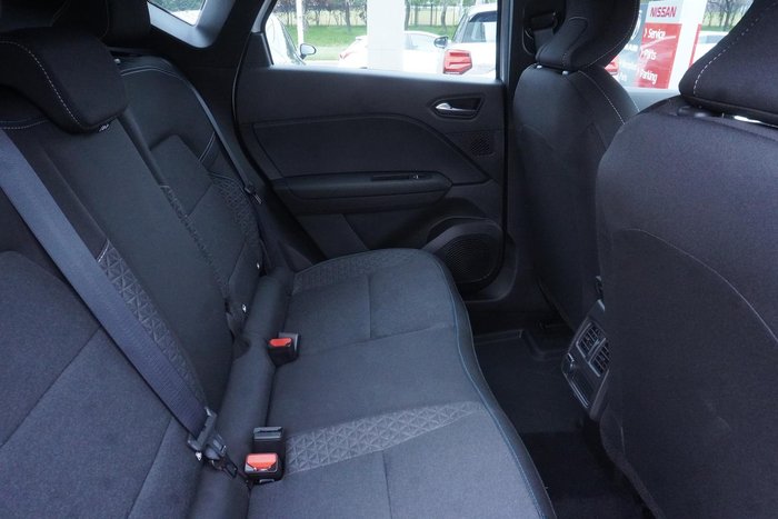 2025 Mitsubishi ASX LS