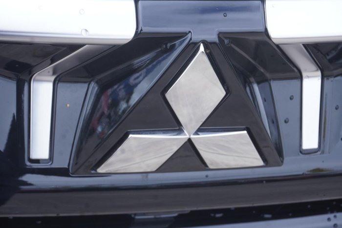 2025 Mitsubishi ASX LS