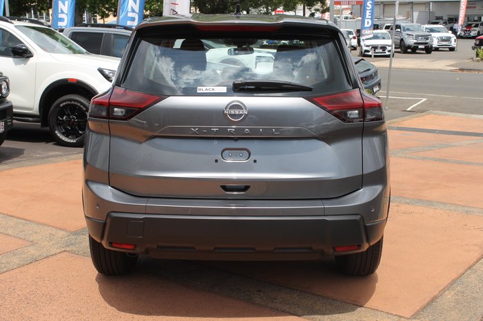 2025 Nissan X-TRAIL ST