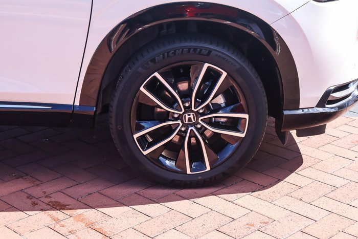 2024 Honda HR-V e:HEV L