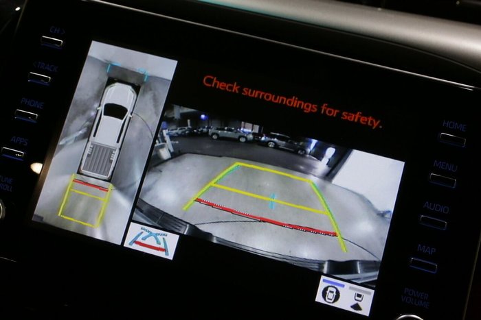 2023 Toyota Hilux SR5