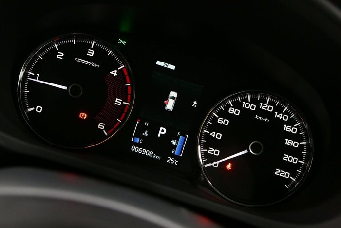 2025 Mitsubishi Pajero Sport GLS