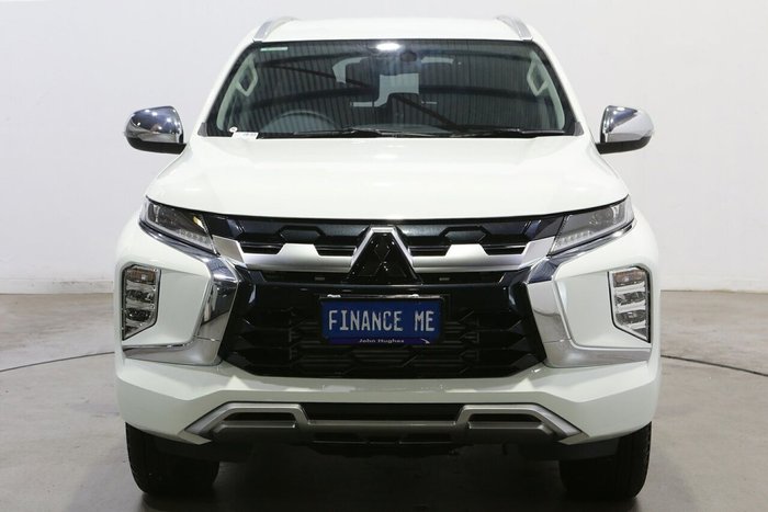 2025 Mitsubishi Pajero Sport GLS