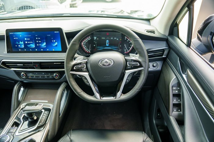 2024 LDV D90 Executive
