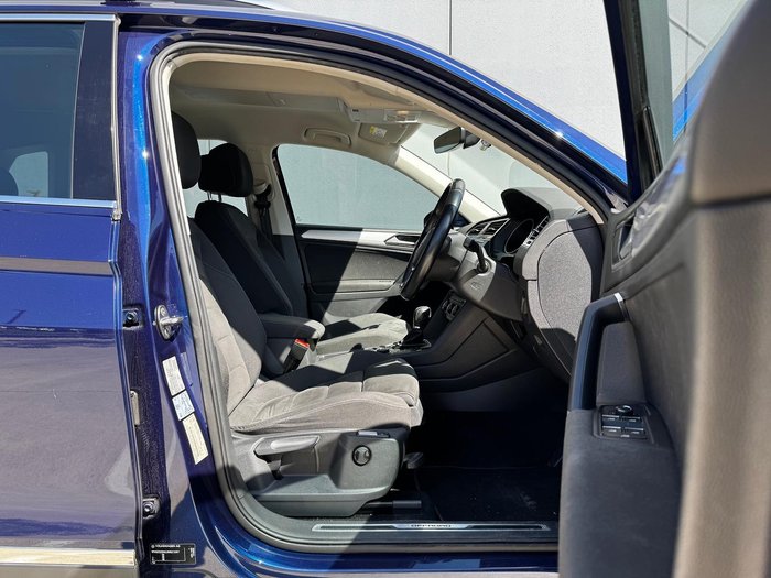 2017 Volkswagen Tiguan 132TSI Adventure 5N MY18 Four Wheel Drive Atlantic Blue