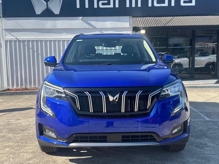 2025 Mahindra XUV700 AX7L