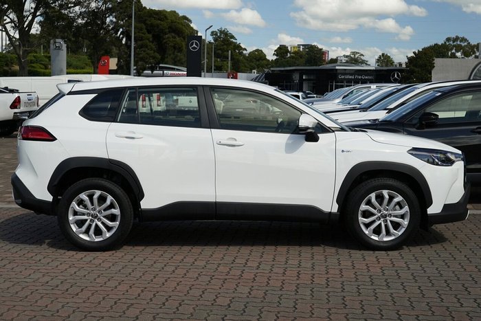 2024 Toyota Corolla Cross GX