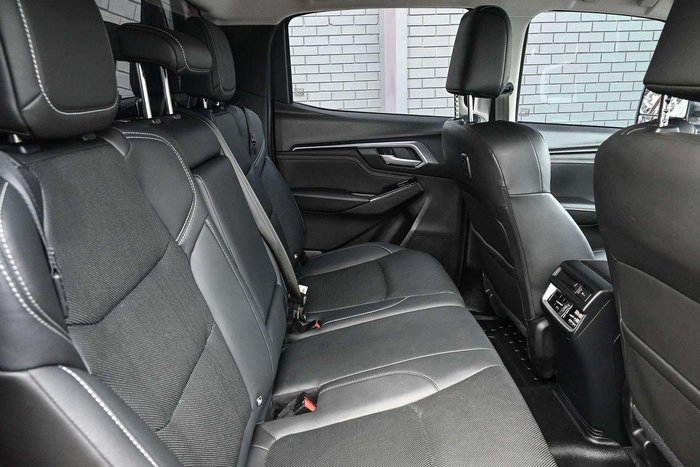 2022 Isuzu D-MAX LS-U+