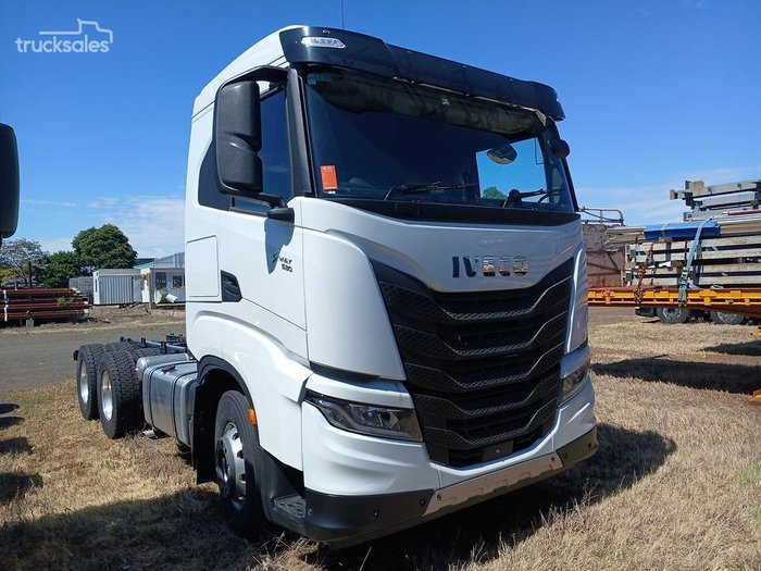 2024 Iveco S-Way AS230