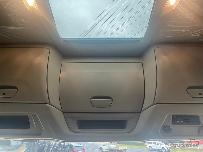 2024 Iveco S-Way AS700