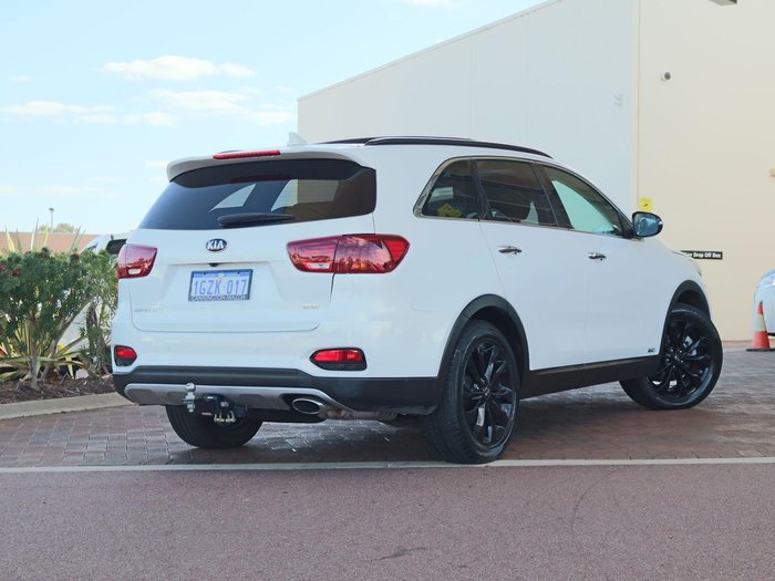 2020 Kia Sorento Black Edition