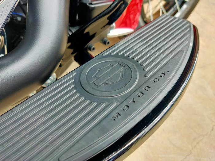2026 HARLEY-DAVIDSON HERITAGE CLASSIC 117 (FLHC) ROAD BRILLIANT RED