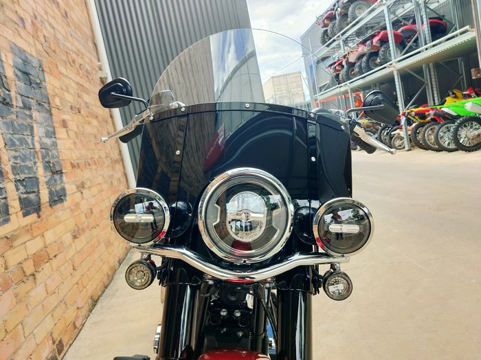 2026 HARLEY-DAVIDSON HERITAGE CLASSIC 117 (FLHC) ROAD BRILLIANT RED