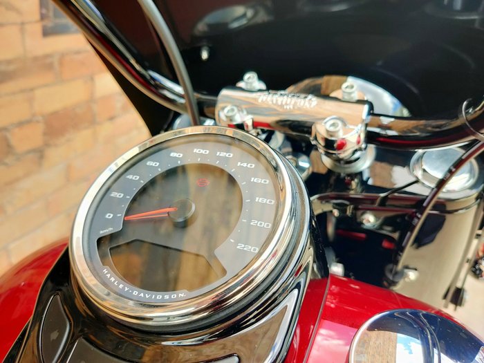 2026 HARLEY-DAVIDSON HERITAGE CLASSIC 117 (FLHC) ROAD BRILLIANT RED