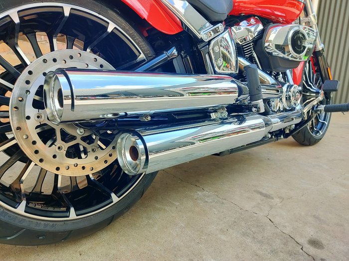 2026 HARLEY-DAVIDSON BREAKOUT 117 (FXBR) ROAD BLOOD ORANGE