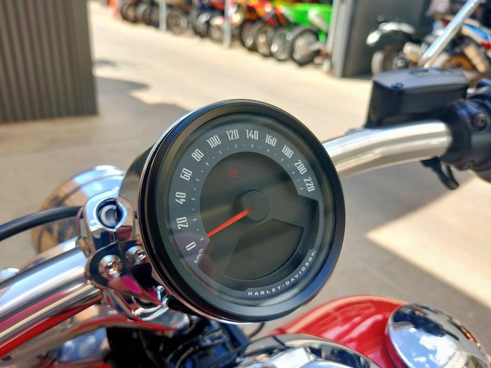 2026 HARLEY-DAVIDSON BREAKOUT 117 (FXBR) ROAD BLOOD ORANGE