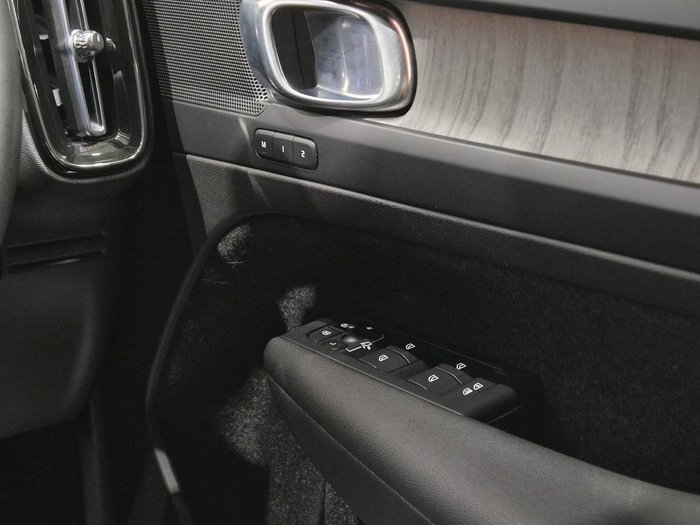 2020 Volvo XC40 T4 Inscription