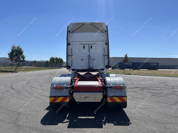 2023 Western Star 48X White