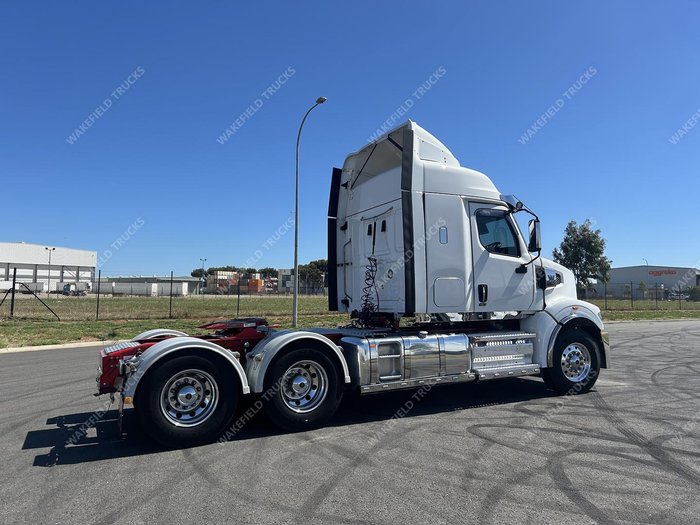 2023 Western Star 48X White