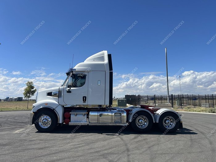 2023 Western Star 48X White