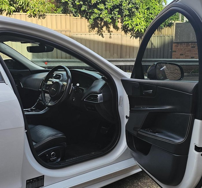 2019 Jaguar XE 20d Landmark X760 MY19 Yulong White