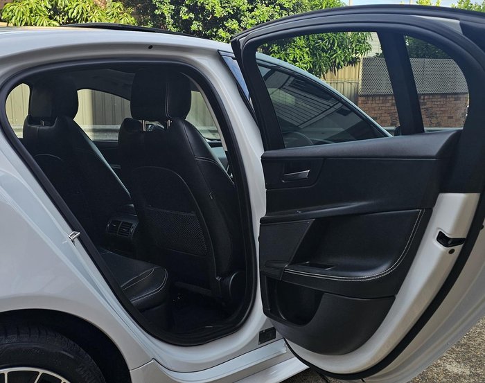 2019 Jaguar XE 20d Landmark X760 MY19 Yulong White