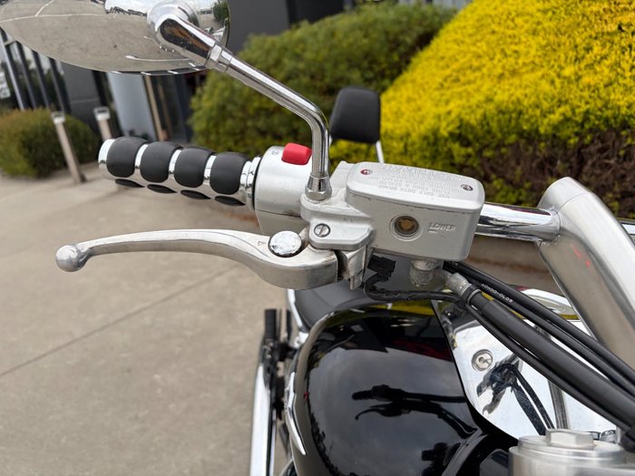 2011 Suzuki VZ1500 BOULEVARD (M90)