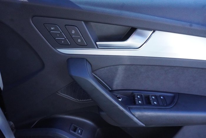 2023 Audi Q5 45 TFSI S line