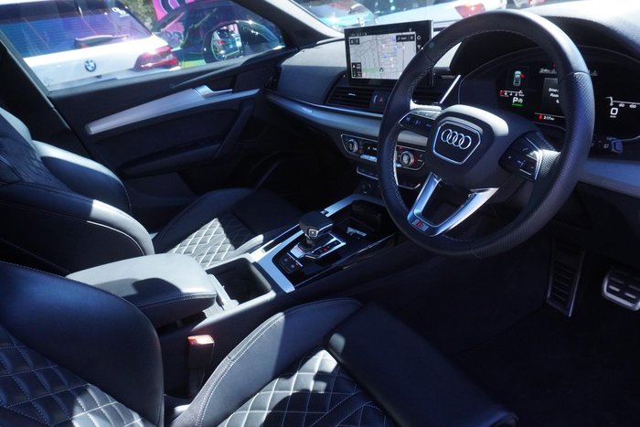 2023 Audi Q5 45 TFSI S line