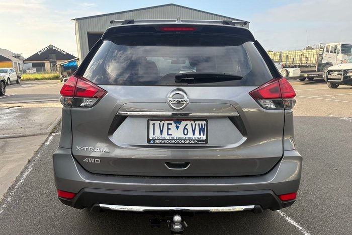 2022 Nissan X-TRAIL ST