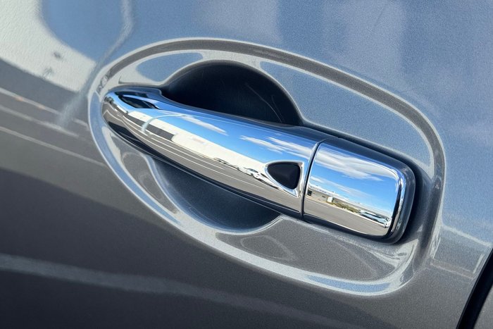 2022 Nissan X-TRAIL ST