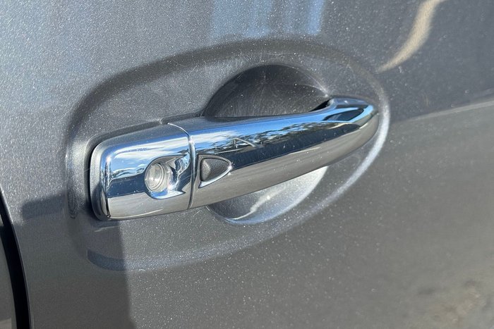 2022 Nissan X-TRAIL ST