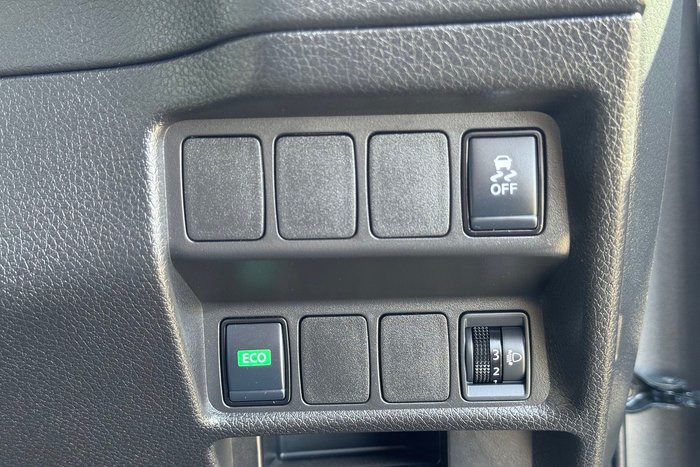 2022 Nissan X-TRAIL ST