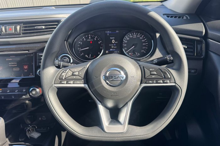 2022 Nissan X-TRAIL ST