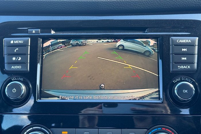 2022 Nissan X-TRAIL ST