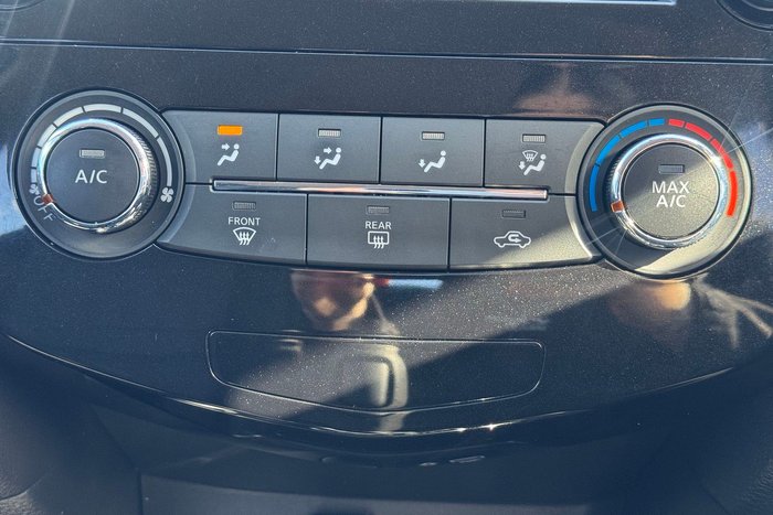 2022 Nissan X-TRAIL ST