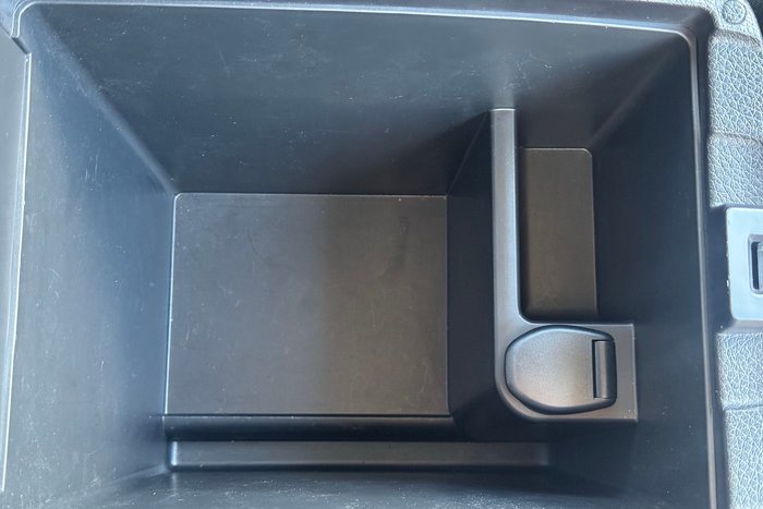 2022 Nissan X-TRAIL ST