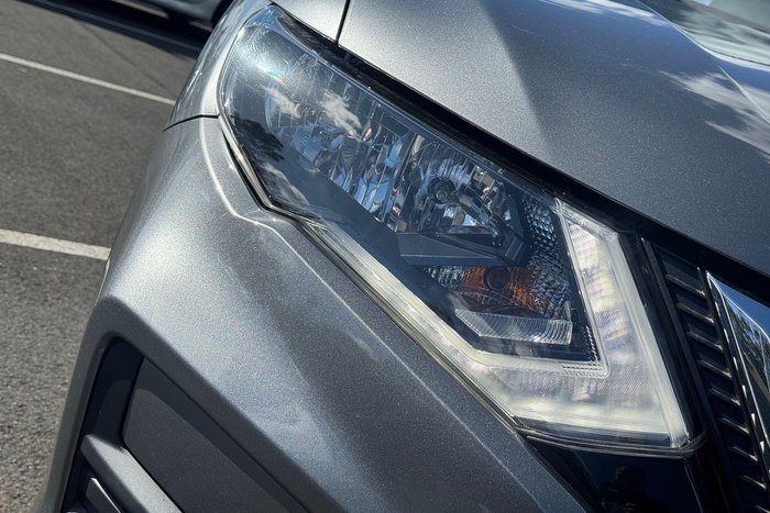 2022 Nissan X-TRAIL ST