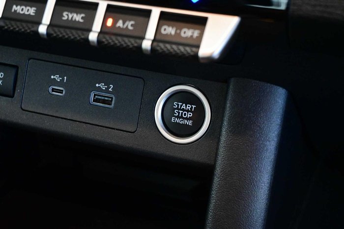 2025 Mitsubishi Triton GSR